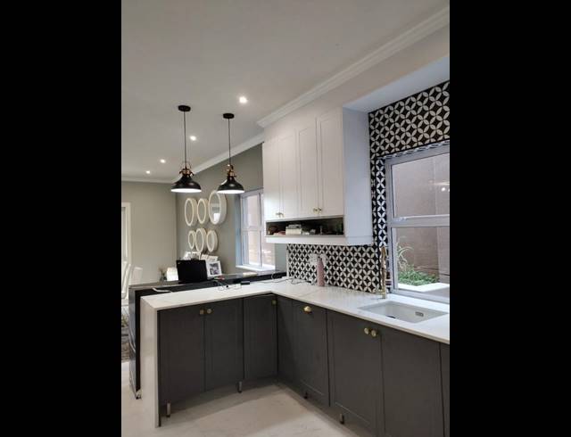 4 BEDROOM HOUSE FOR SALE IN FOURWAYS